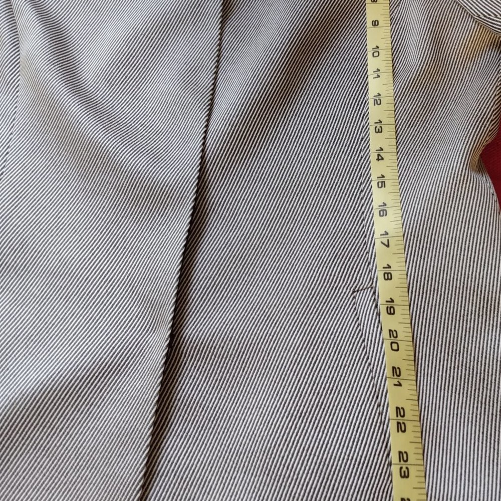 Tahari Two-Tone Jacket - Picture 7 of 8